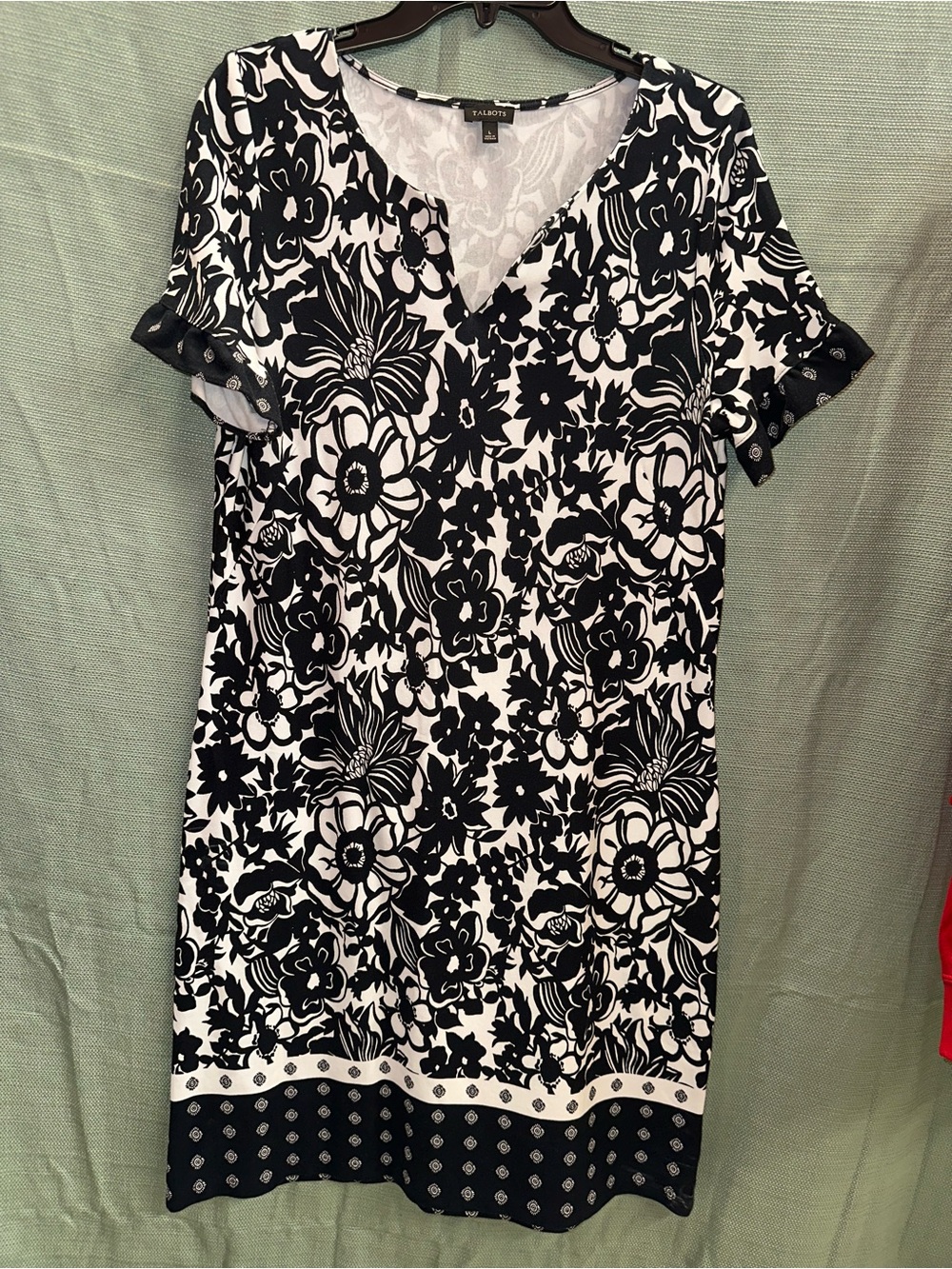 Talbots Black & White Floral V-Neck Tunic Dress